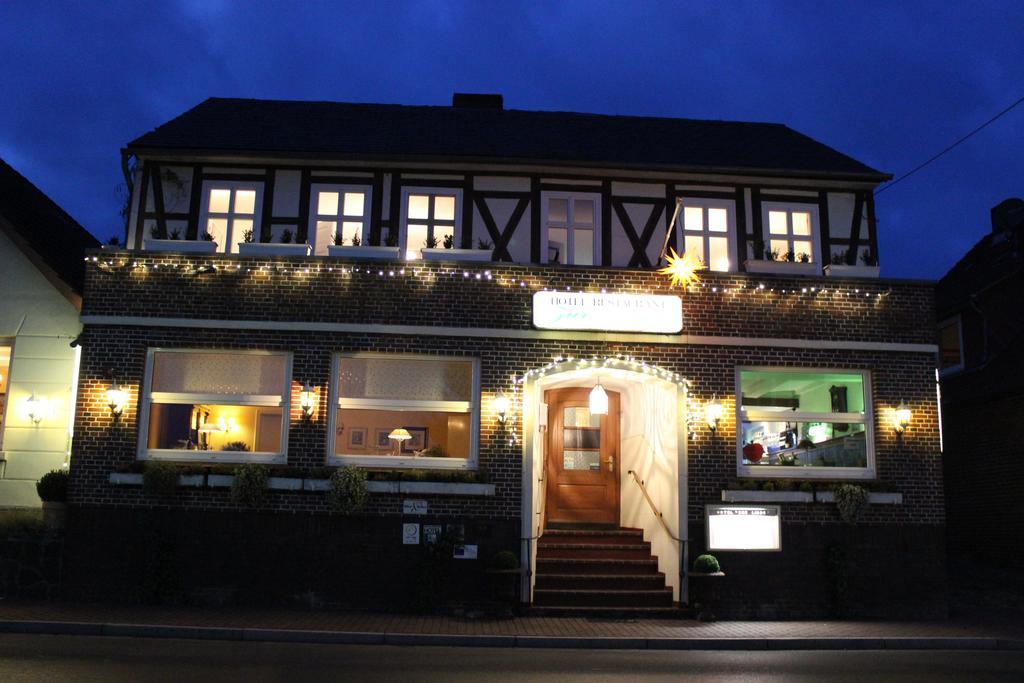 Hotel Garni Zur Linde Hitzacker Zewnętrze zdjęcie