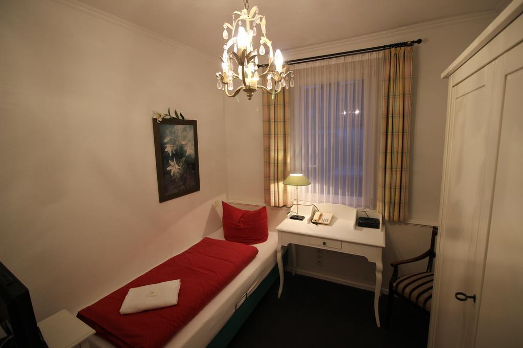 Hotel Garni Zur Linde Hitzacker Zewnętrze zdjęcie